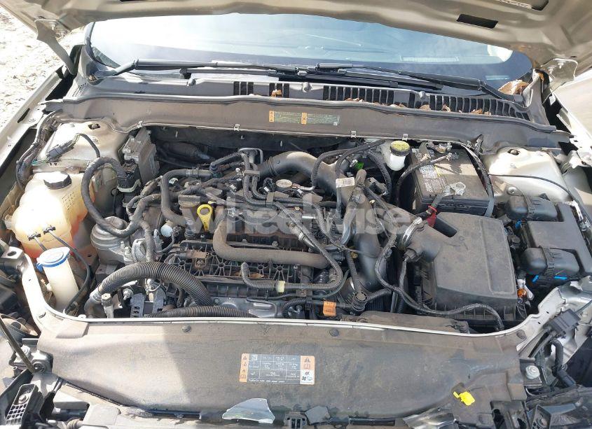 Photo 10 of 2019 Ford Fusion SE (VIN 3FA6P0HD7KR236487)