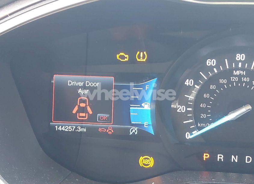 Photo 15 of 2019 Ford Fusion SE (VIN 3FA6P0HD7KR236487)