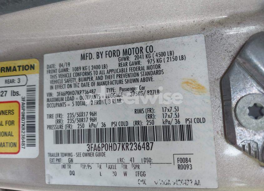 Photo 9 of 2019 Ford Fusion SE (VIN 3FA6P0HD7KR236487)