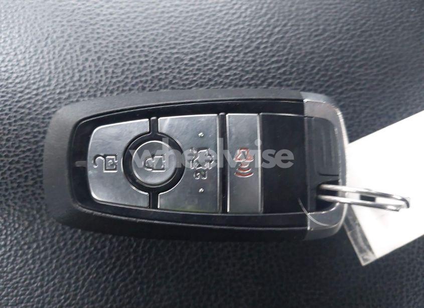 Photo 11 of 2020 Ford Fusion SE (VIN 3FA6P0HD7LR109949)