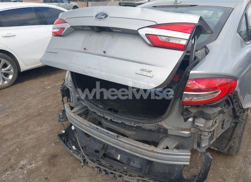 Photo 6 of 2020 Ford Fusion SE (VIN 3FA6P0HD7LR109949)