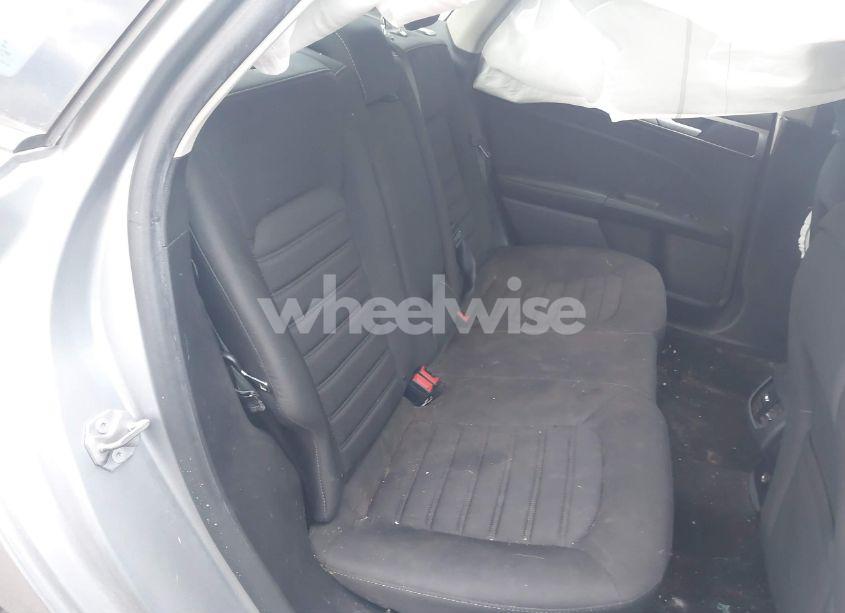 Photo 8 of 2020 Ford Fusion SE (VIN 3FA6P0HD7LR109949)