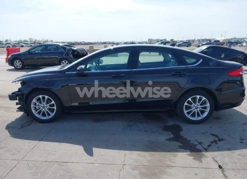 Photo 15 of 2020 Ford Fusion SE (VIN 3FA6P0HD7LR124306)