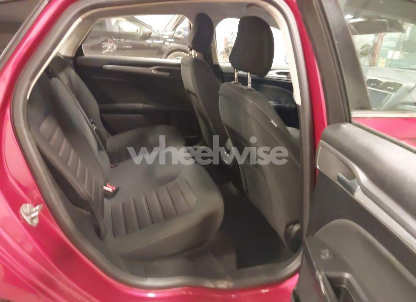 Photo 8 of 2020 Ford Fusion SE (VIN 3FA6P0HD7LR124581)