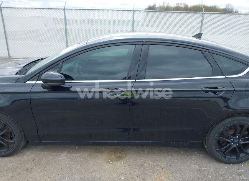 Photo 14 of 2020 Ford Fusion SE (VIN 3FA6P0HD7LR164398)