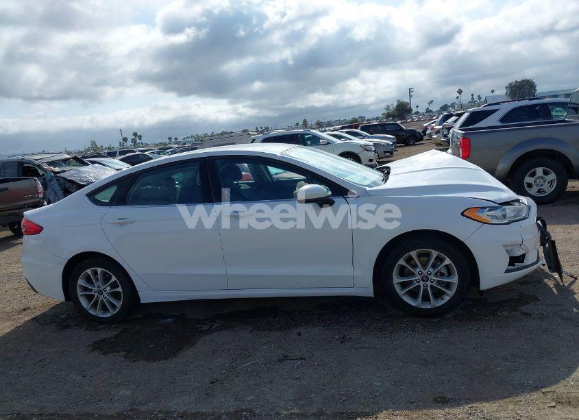 Photo 12 of 2020 Ford Fusion SE (VIN 3FA6P0HD7LR189589)