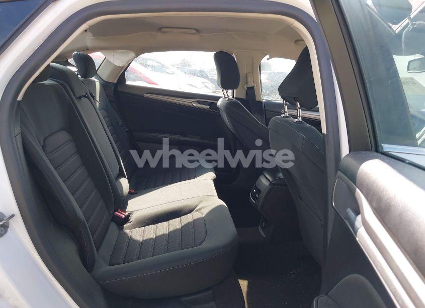 Photo 8 of 2020 Ford Fusion SE (VIN 3FA6P0HD7LR189589)