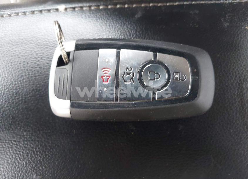 Photo 11 of 2020 Ford Fusion SE (VIN 3FA6P0HD7LR195277)