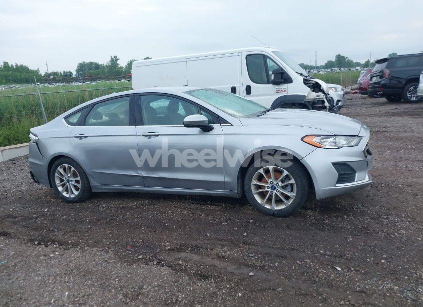 Photo 13 of 2020 Ford Fusion SE (VIN 3FA6P0HD7LR195277)