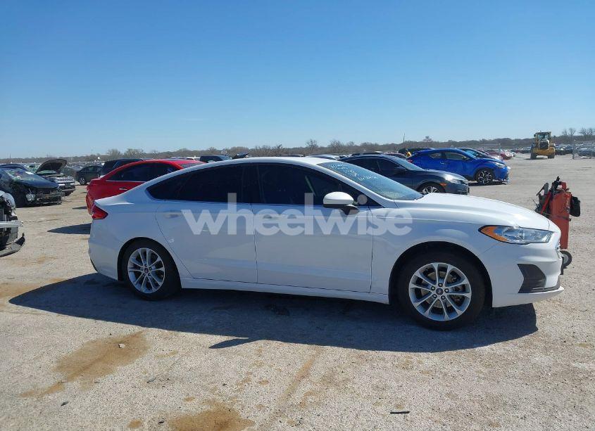 Photo 13 of 2020 Ford Fusion SE (VIN 3FA6P0HD7LR202728)