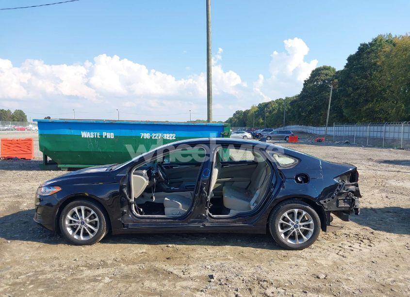 Photo 15 of 2020 Ford Fusion SE (VIN 3FA6P0HD7LR236183)