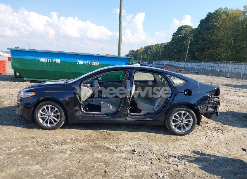 Photo 6 of 2020 Ford Fusion SE (VIN 3FA6P0HD7LR236183)