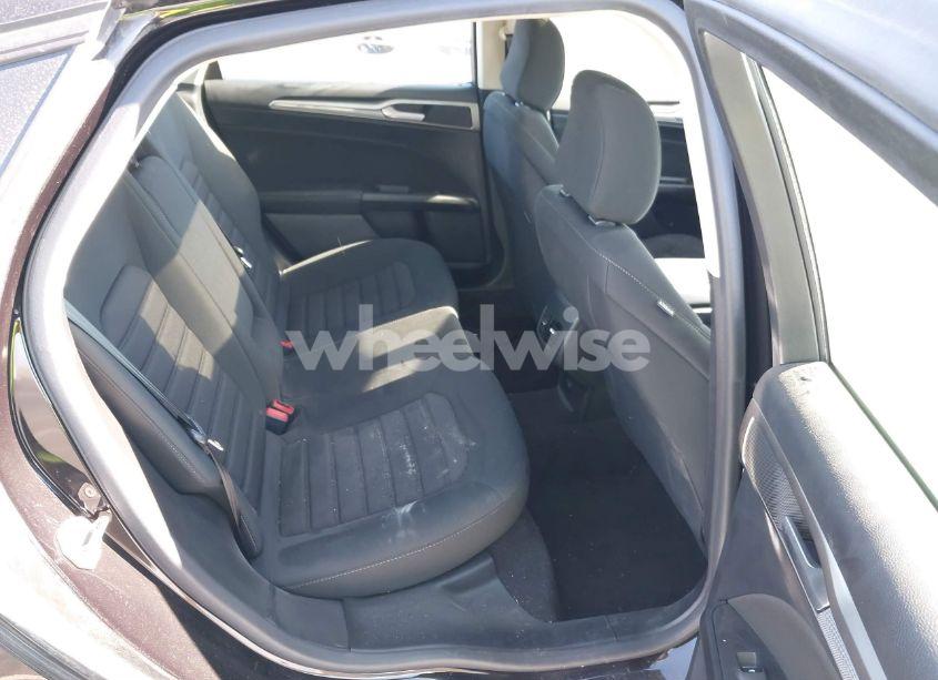 Photo 8 of 2020 Ford Fusion SE (VIN 3FA6P0HD7LR259933)