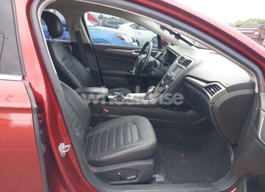 Photo 5 of 2014 Ford Fusion SE (VIN 3FA6P0HD8ER186803)