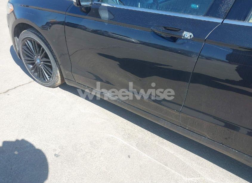 Photo 6 of 2014 Ford Fusion SE (VIN 3FA6P0HD8ER190415)