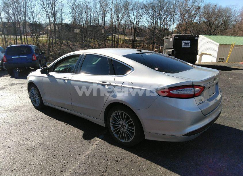 Photo 3 of 2014 Ford Fusion SE (VIN 3FA6P0HD8ER190589)