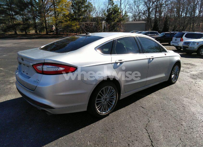 Photo 4 of 2014 Ford Fusion SE (VIN 3FA6P0HD8ER190589)