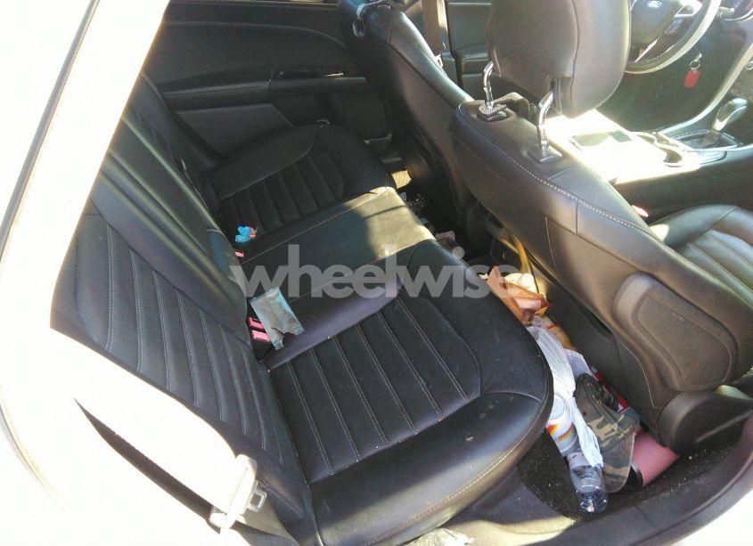 Photo 8 of 2014 Ford Fusion SE (VIN 3FA6P0HD8ER190589)