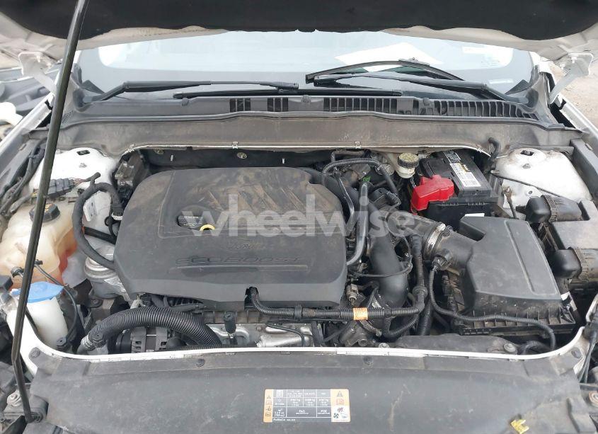 Photo 10 of 2014 Ford Fusion SE (VIN 3FA6P0HD8ER192360)