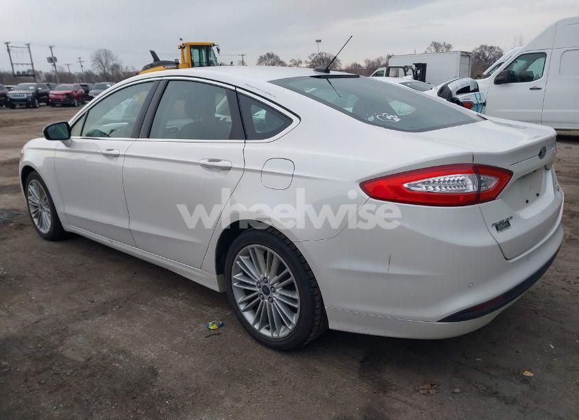 Photo 3 of 2014 Ford Fusion SE (VIN 3FA6P0HD8ER192360)