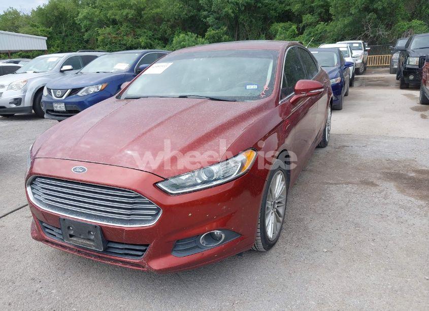 Photo 2 of 2014 Ford Fusion SE (VIN 3FA6P0HD8ER225051)