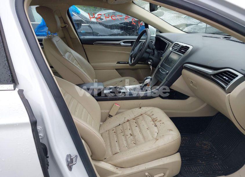 Photo 5 of 2014 Ford Fusion SE (VIN 3FA6P0HD8ER238057)