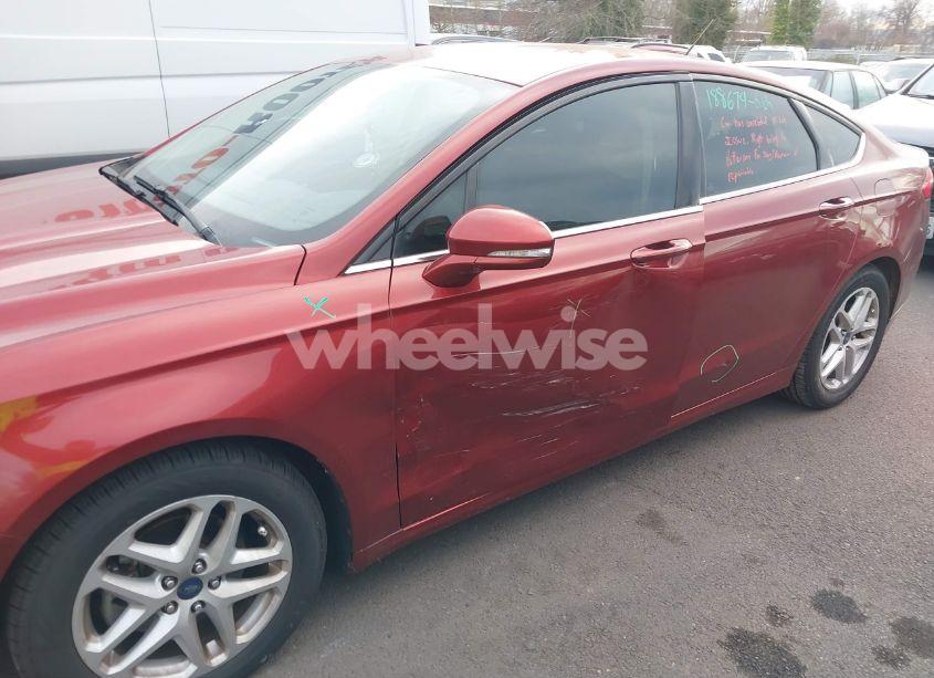 Photo 6 of 2014 Ford Fusion SE (VIN 3FA6P0HD8ER299165)