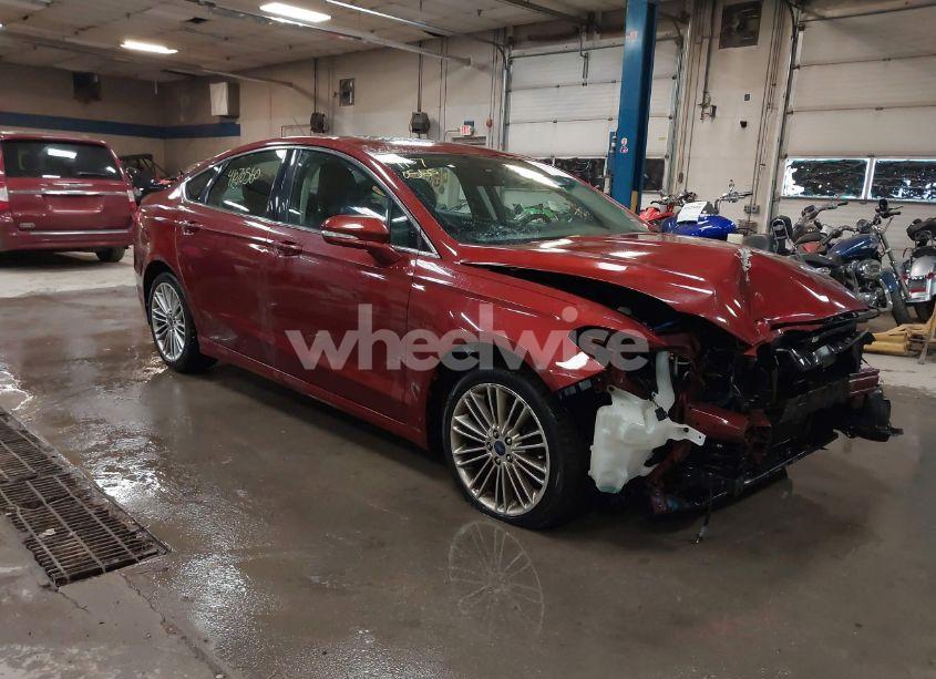 2014 Ford Fusion SE (VIN 3FA6P0HD8ER303165) main photo