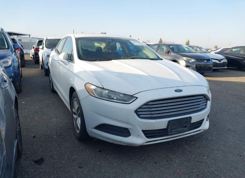 2014 Ford Fusion SE (VIN 3FA6P0HD8ER331631) main photo