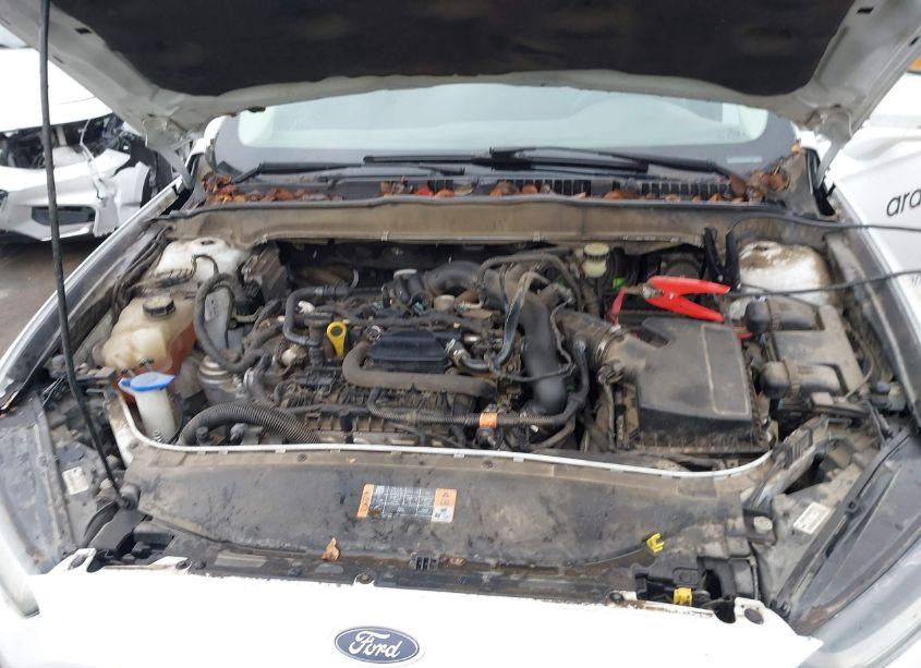 Photo 10 of 2014 Ford Fusion SE (VIN 3FA6P0HD8ER331631)