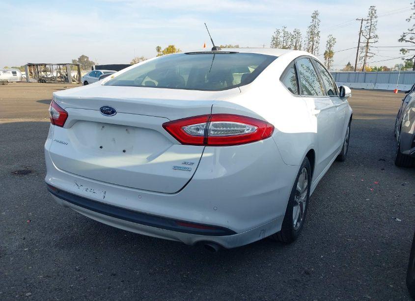 Photo 4 of 2014 Ford Fusion SE (VIN 3FA6P0HD8ER331631)