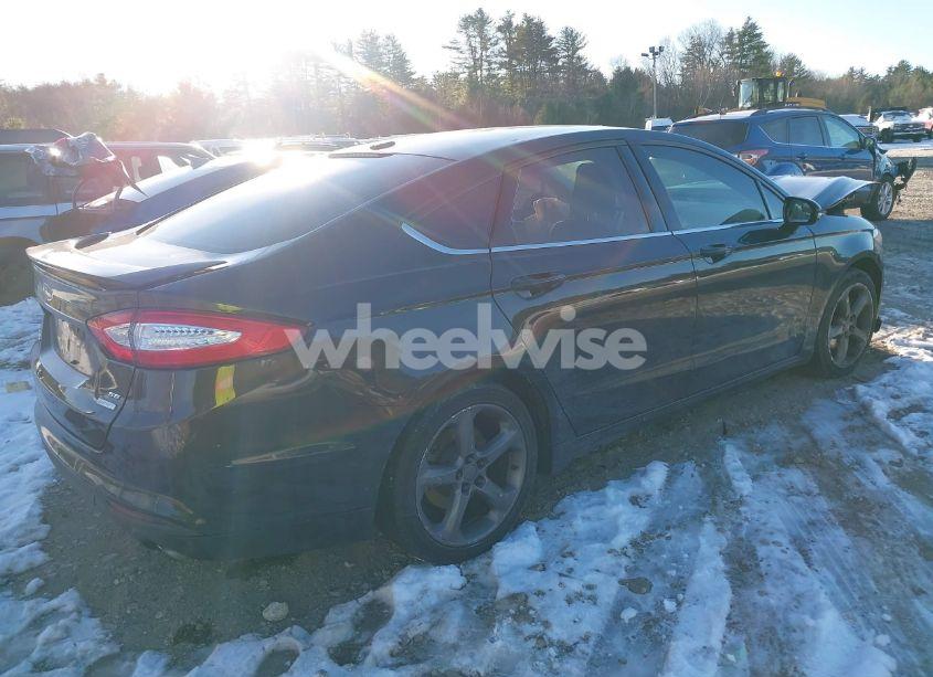 Photo 4 of 2014 Ford Fusion SE (VIN 3FA6P0HD8ER334724)