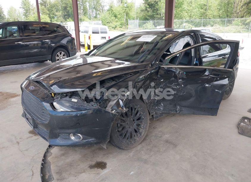 Photo 2 of 2014 Ford Fusion SE (VIN 3FA6P0HD8ER337932)