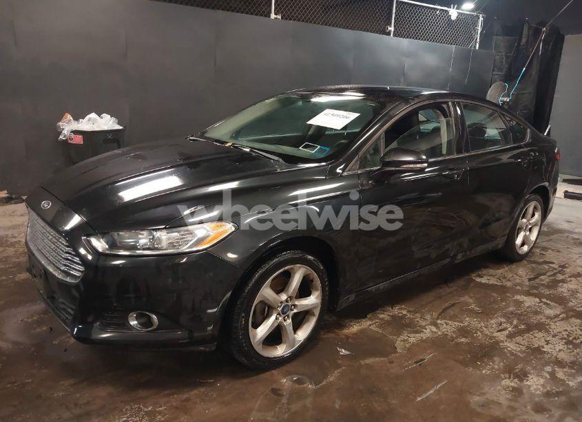 Photo 2 of 2014 Ford Fusion SE (VIN 3FA6P0HD8ER348185)