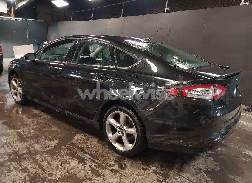 Photo 3 of 2014 Ford Fusion SE (VIN 3FA6P0HD8ER348185)