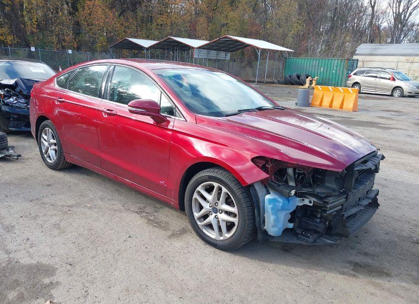 2014 Ford Fusion SE (VIN 3FA6P0HD8ER350809) main photo