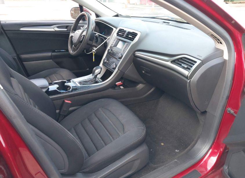 Photo 5 of 2014 Ford Fusion SE (VIN 3FA6P0HD8ER350809)