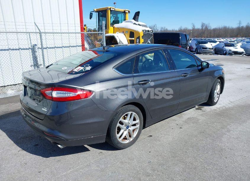 Photo 4 of 2015 Ford Fusion SE (VIN 3FA6P0HD8FR125954)