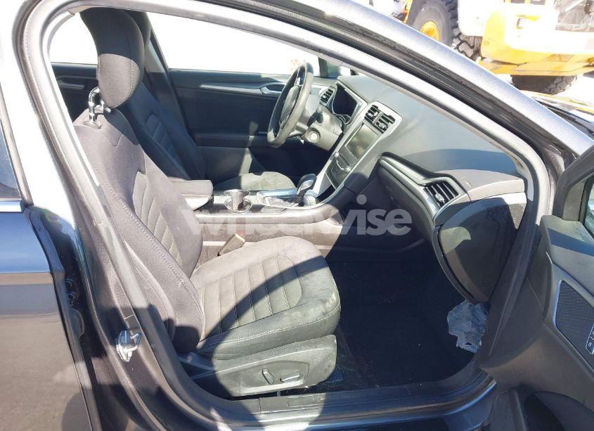 Photo 5 of 2015 Ford Fusion SE (VIN 3FA6P0HD8FR125954)