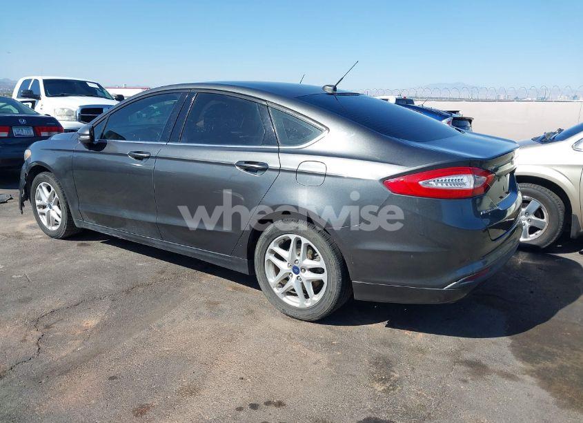 Photo 3 of 2015 Ford Fusion SE (VIN 3FA6P0HD8FR128336)