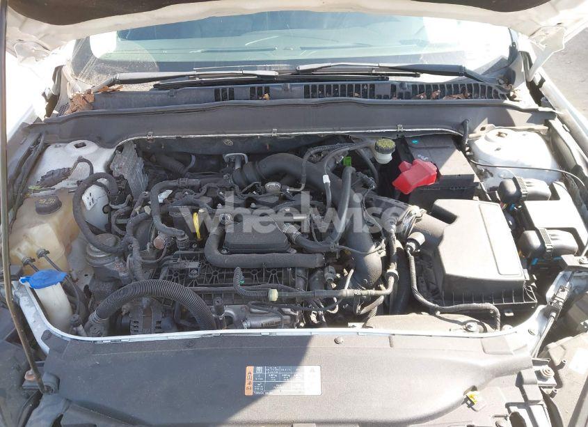 Photo 10 of 2015 Ford Fusion SE (VIN 3FA6P0HD8FR138218)