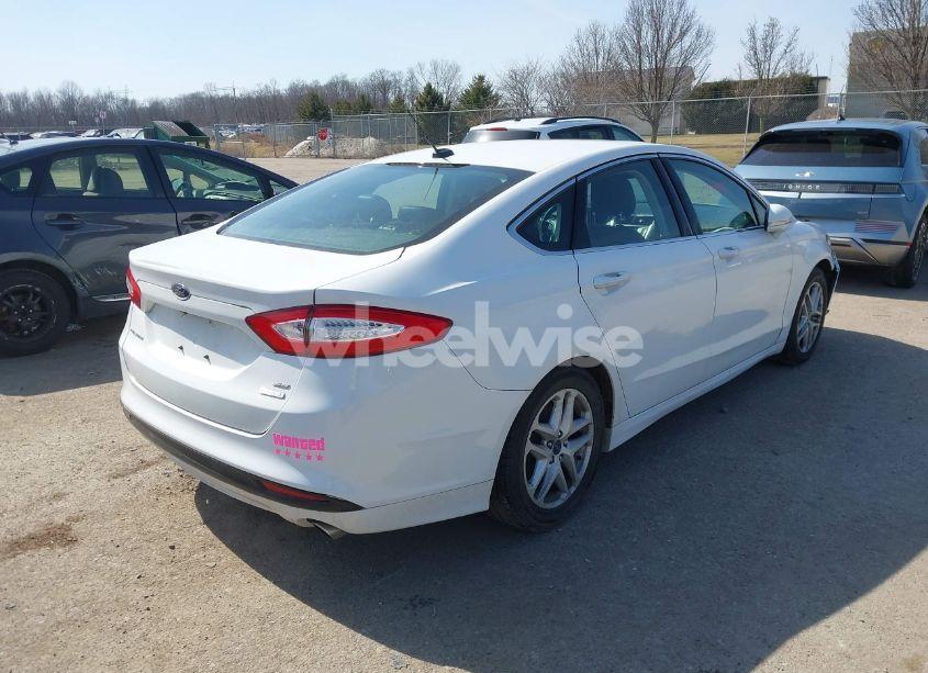 Photo 4 of 2015 Ford Fusion SE (VIN 3FA6P0HD8FR138218)