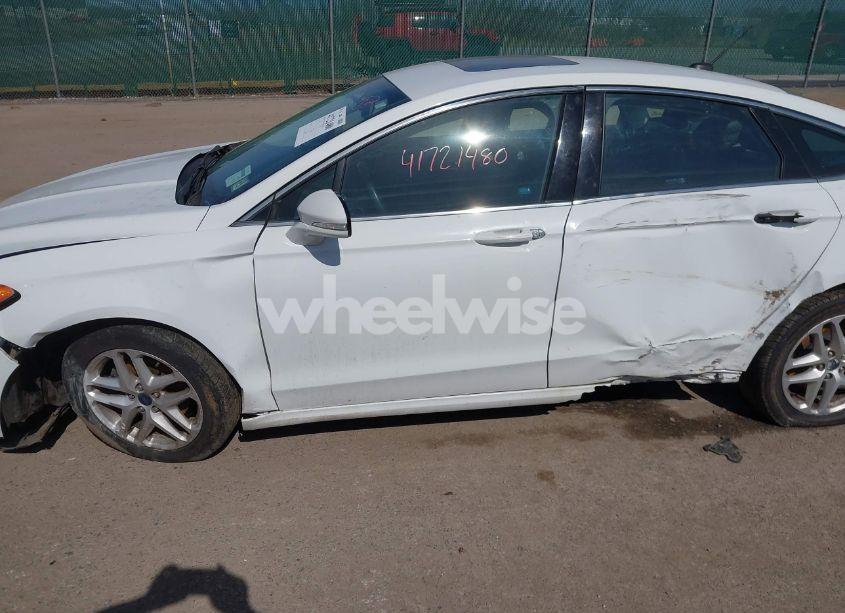 Photo 6 of 2015 Ford Fusion SE (VIN 3FA6P0HD8FR138218)