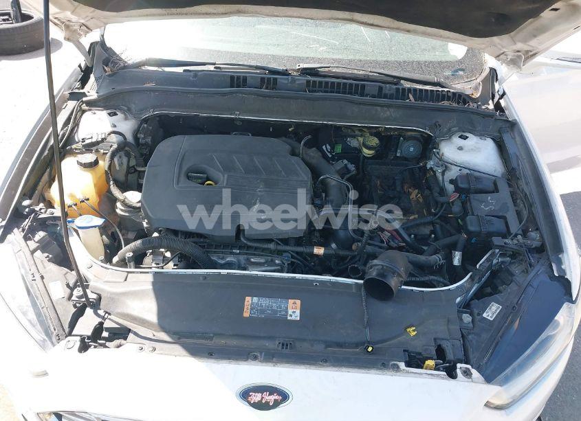 Photo 10 of 2015 Ford Fusion SE (VIN 3FA6P0HD8FR139076)