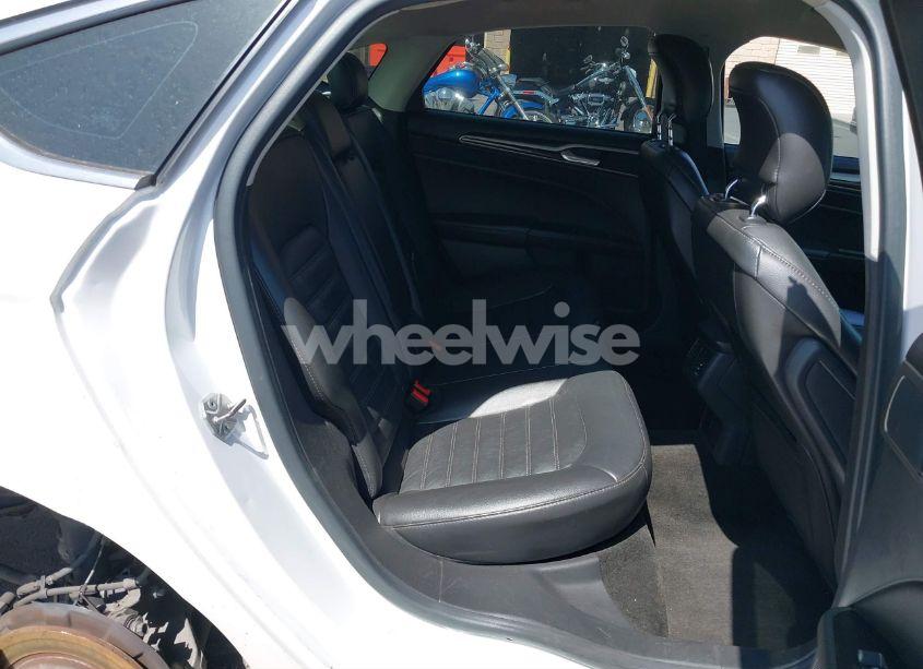 Photo 8 of 2015 Ford Fusion SE (VIN 3FA6P0HD8FR139076)