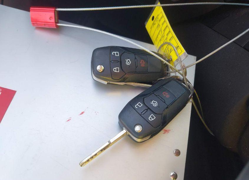 Photo 11 of 2015 Ford Fusion SE (VIN 3FA6P0HD8FR219879)