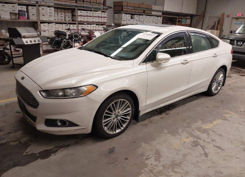 Photo 2 of 2016 Ford Fusion SE (VIN 3FA6P0HD8GR100814)
