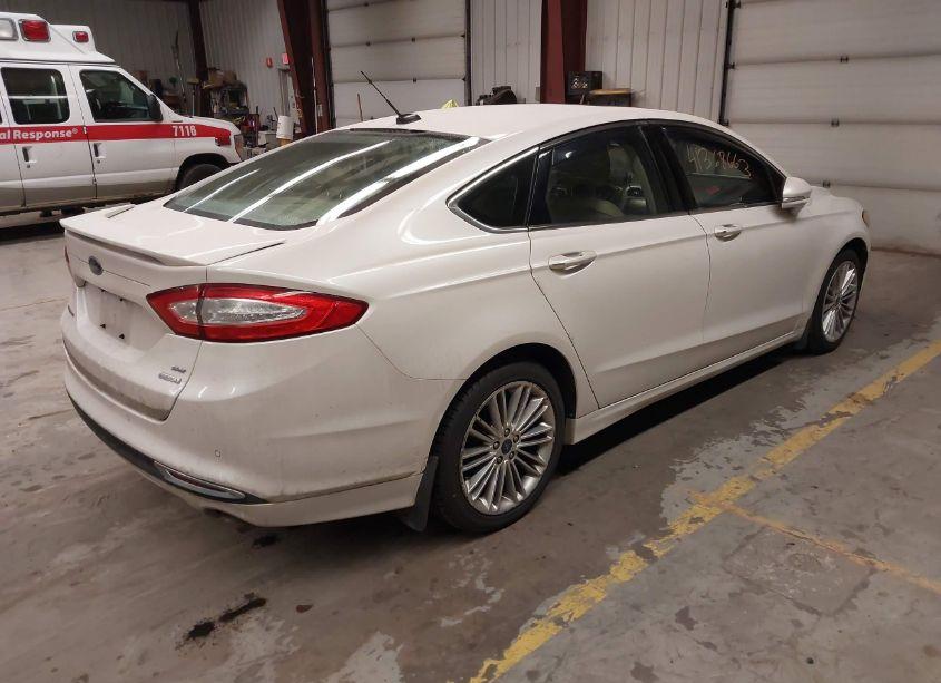 Photo 4 of 2016 Ford Fusion SE (VIN 3FA6P0HD8GR100814)