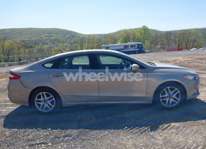 Photo 13 of 2016 Ford Fusion SE (VIN 3FA6P0HD8GR117421)