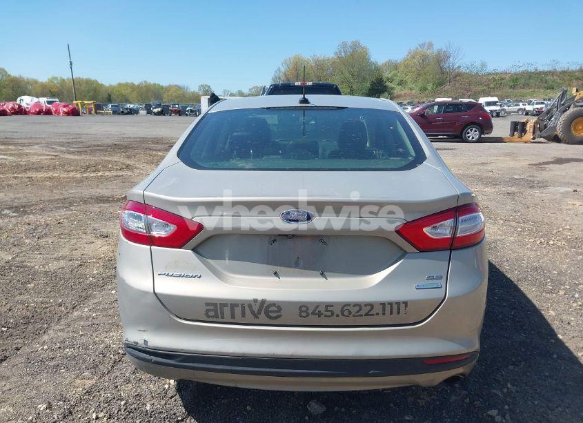 Photo 16 of 2016 Ford Fusion SE (VIN 3FA6P0HD8GR117421)